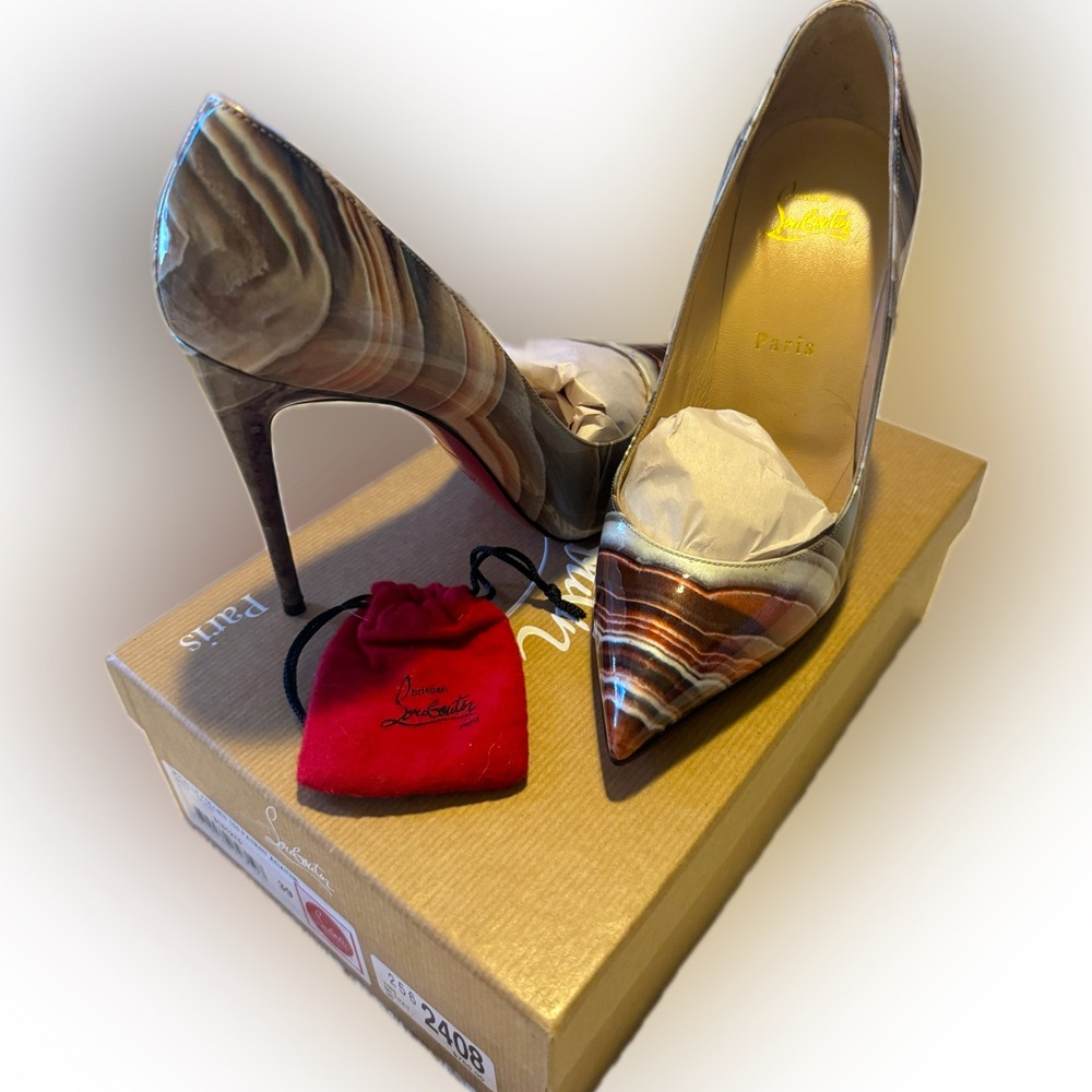 Christian Louboutin Patent 100 Agathe Pigalle Follies Pumps